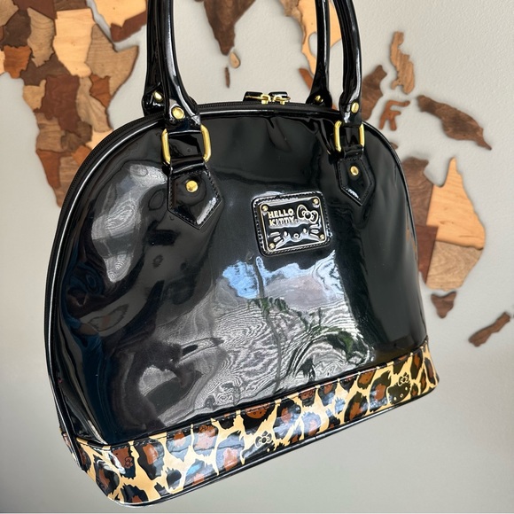 LOUNGEFLY Sanrio Hello Kitty Patent Leather Satchel Leopard Quilted Y2K Handbag - Picture 5 of 9